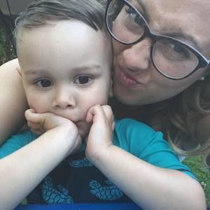 Meet your Posher, Karine